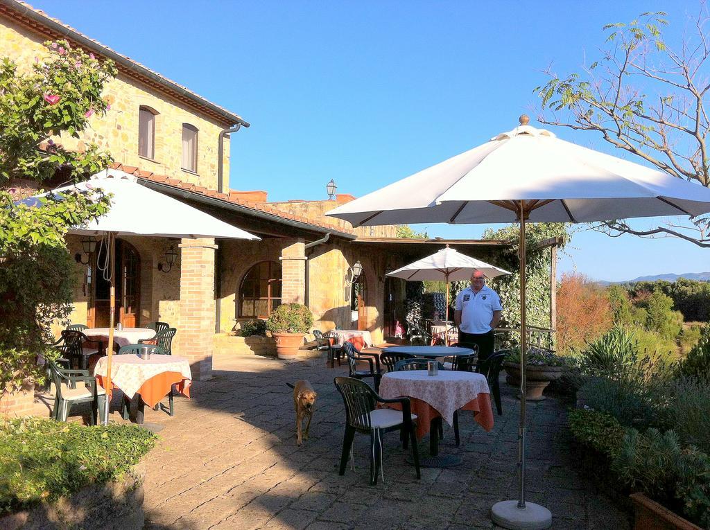 Le Valli Aparthotel Pomarance Exterior photo